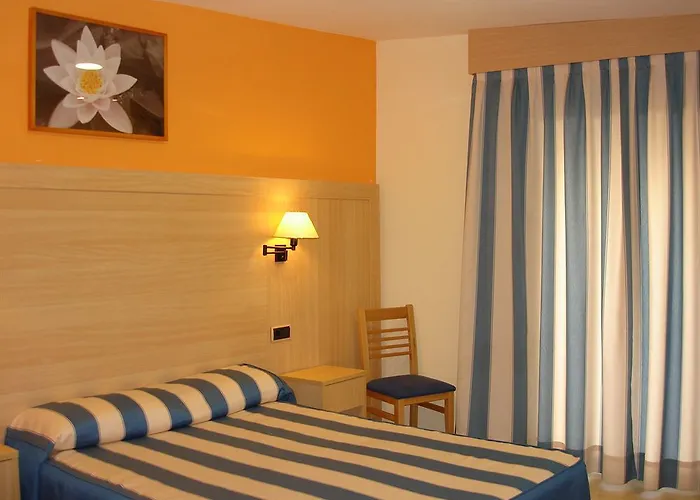 Hotel Canton *