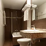فندق كانتون