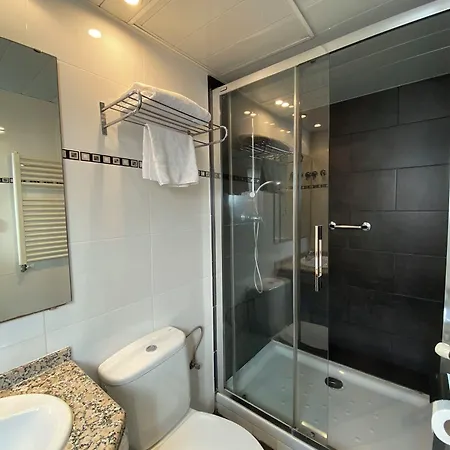 Hotel Canton *